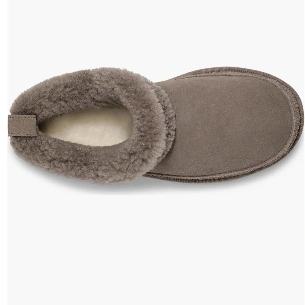 UGG Classic Ultra Mini Spillseam Genuine Shearling Bootie (Women) - Picture 4 of 7